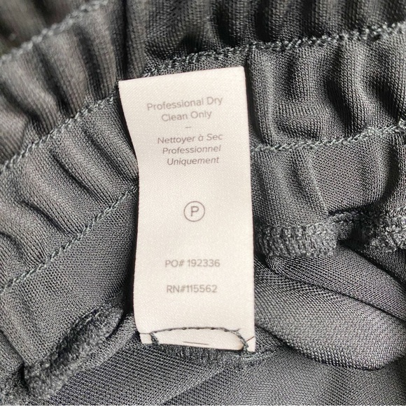 CINQ A SEPT Gisele Tie-Front Pants in Black. - Picture 10 of 11